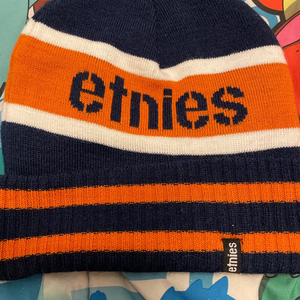Etnies Navy and Orange Beanie